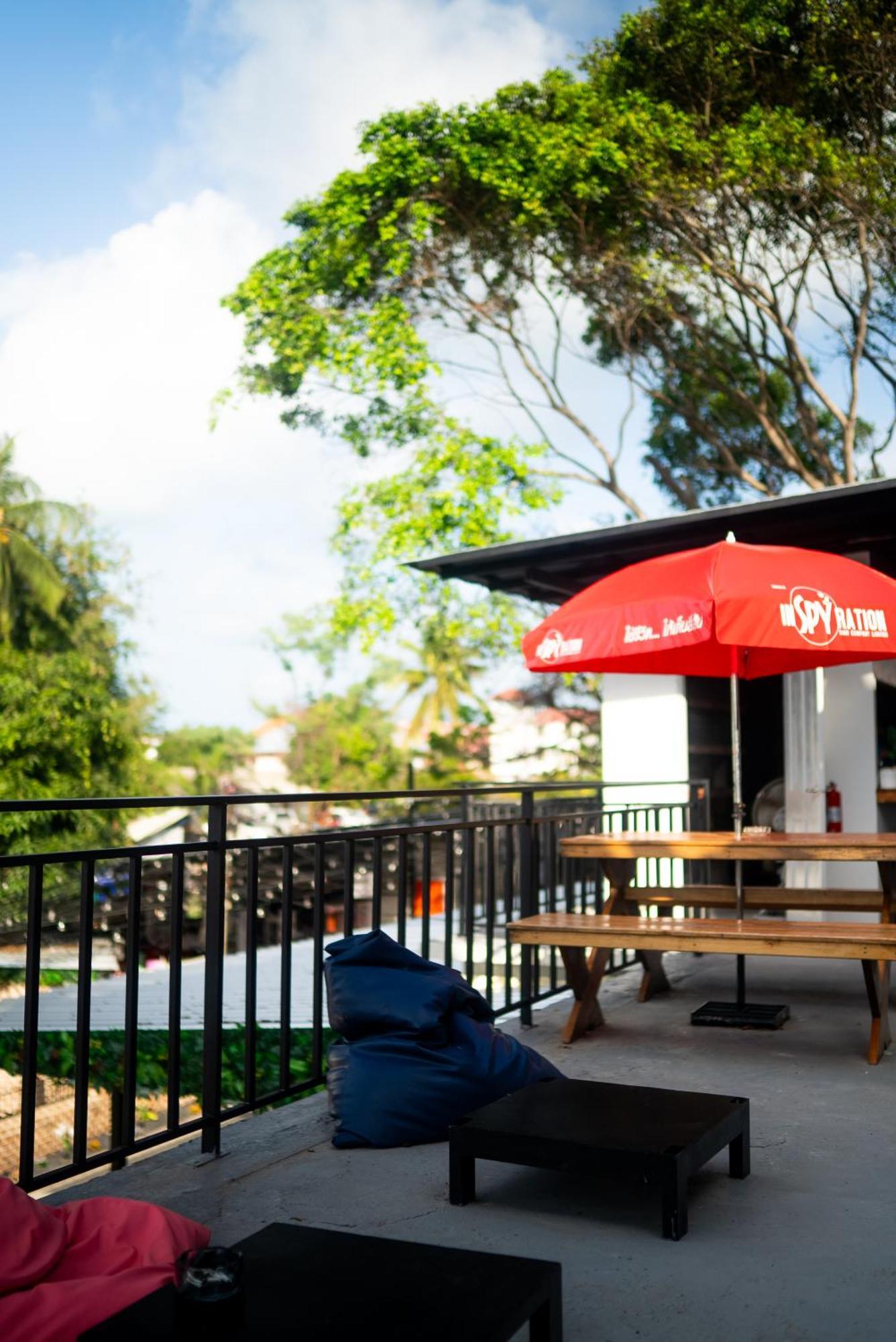 Bad Monkey Samui Hostel หาดเฉวง ภายนอก รูปภาพ